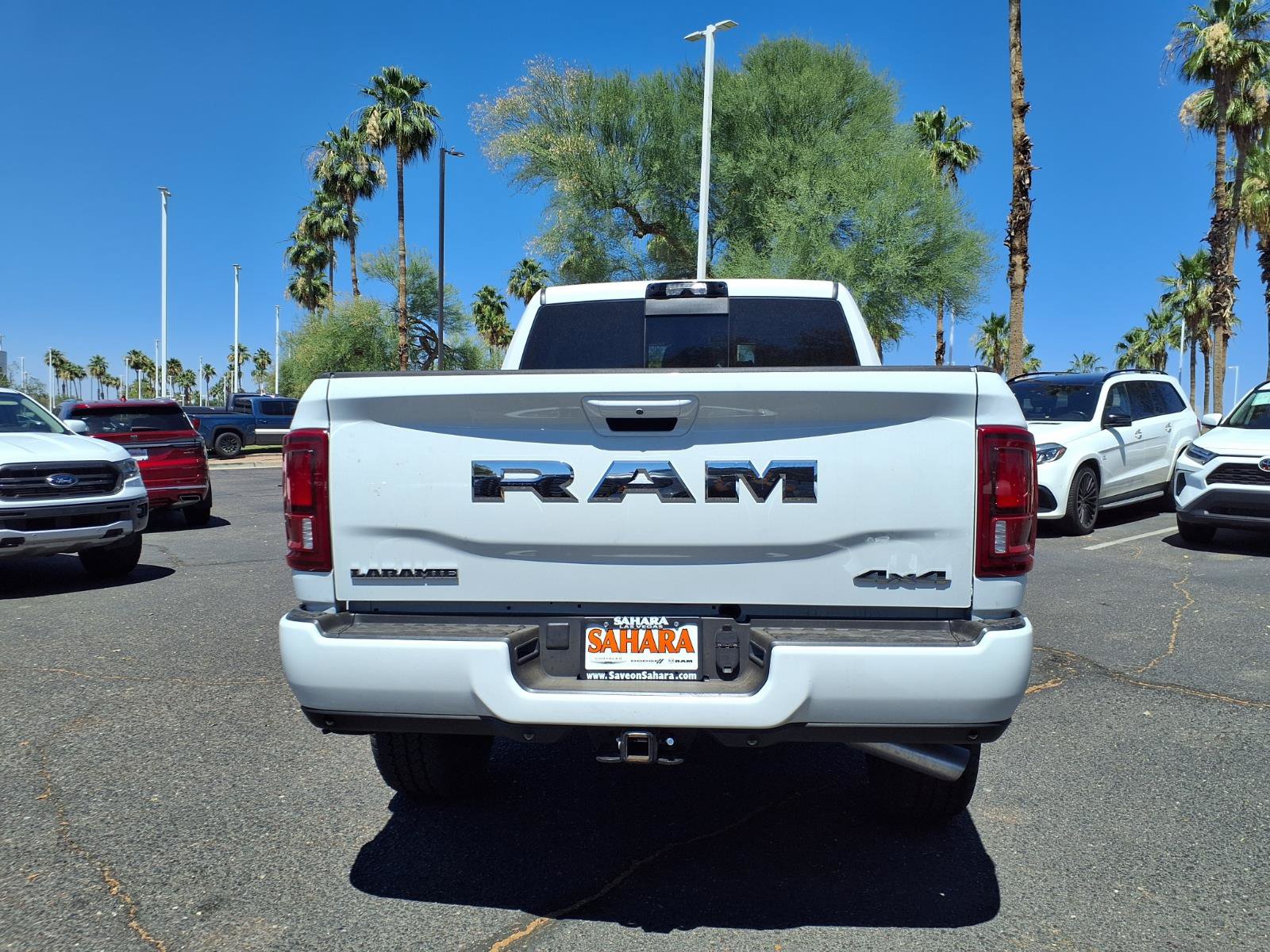 Used 2025 RAM 3500 Laramie AWD/4WD image 5