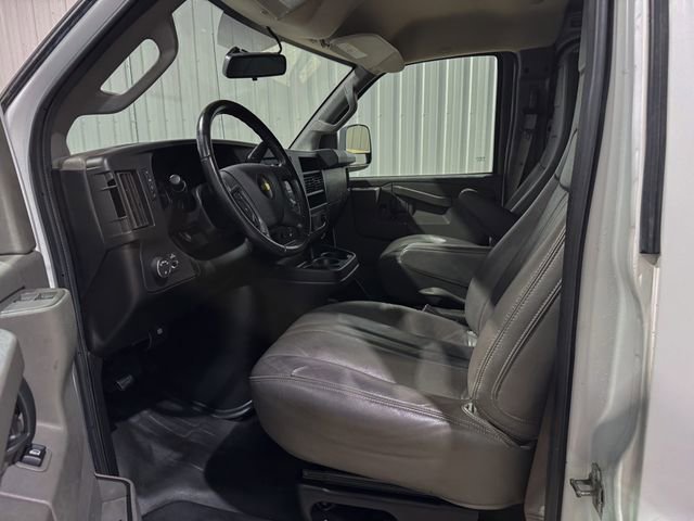 Used 2021 Chevrolet Express 2500 w/ Driver Convenience Package image 11