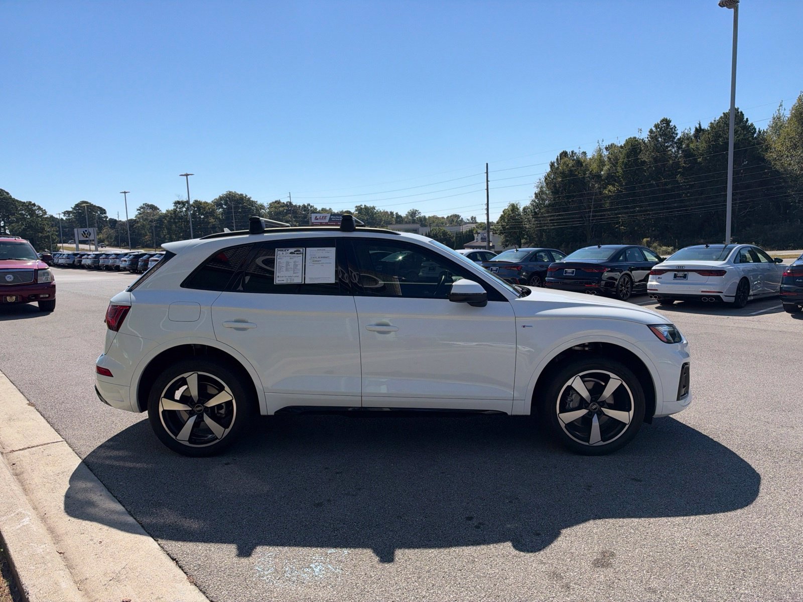 Used 2022 Audi Q5 2.0T Premium Plus w/ Premium Plus Package AWD/4WD image 4