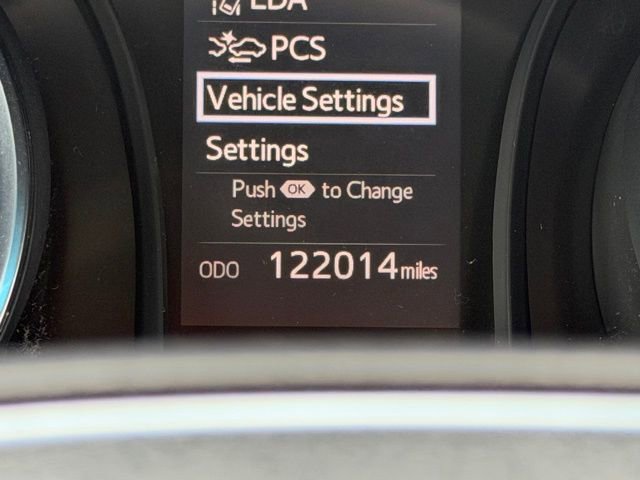 Used 2018 Toyota Camry SE image 24