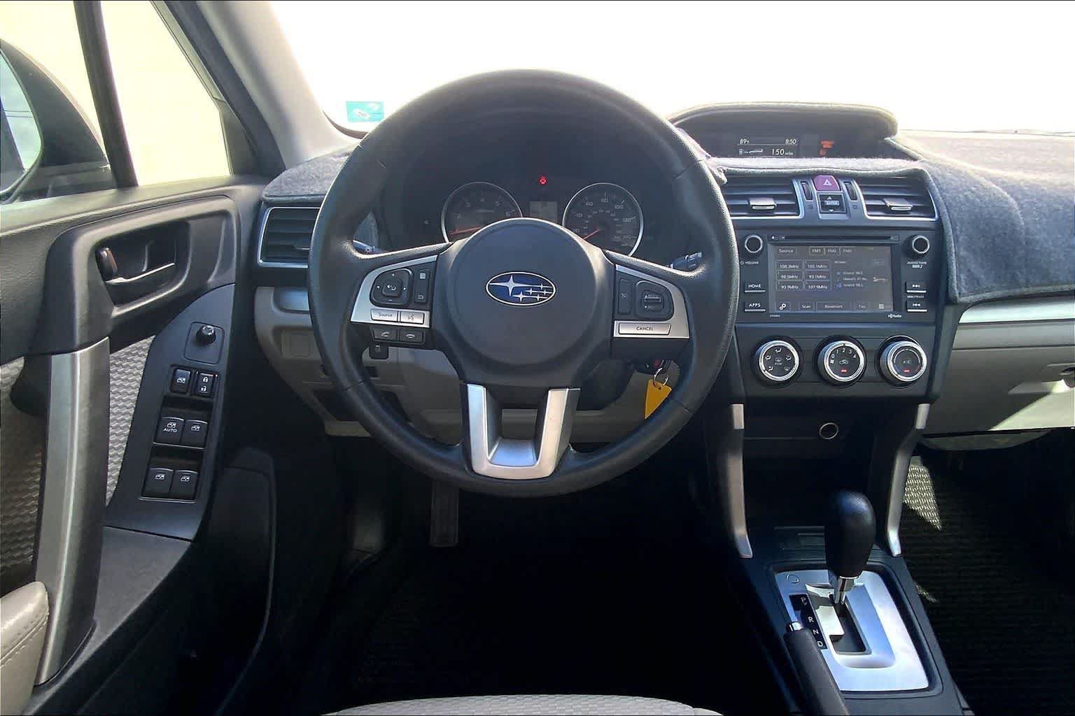 Used 2017 Subaru Forester 2.5i AWD/4WD image 14