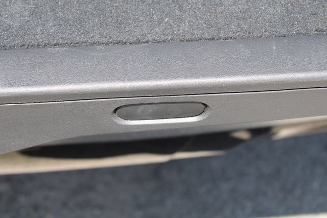 Used 2025 Rivian R1S Adventure AWD/4WD image 50