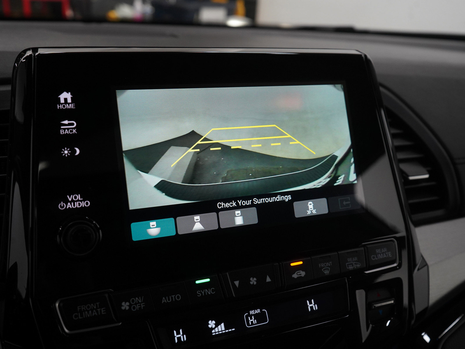 Used 2023 Honda Odyssey Touring image 25