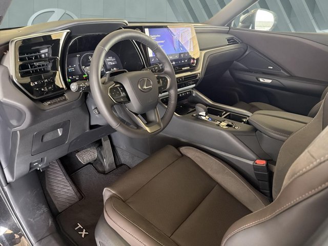 Certified 2026 Lexus TX 550h AWD Plug-In Hybrid w/ Technology Package image 10