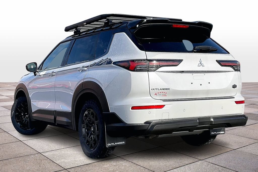 New 2026 Mitsubishi Outlander AWD image 3