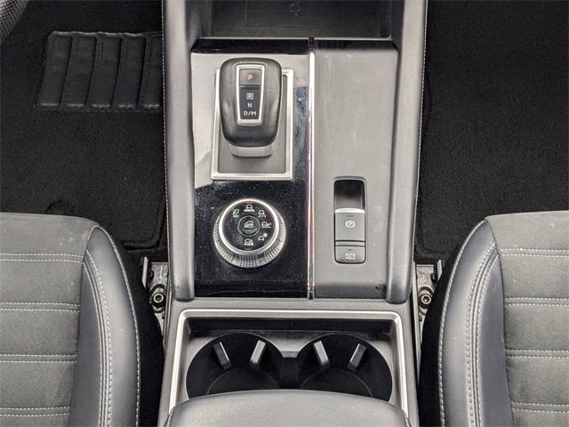 Used 2024 Mitsubishi Outlander SE image 25