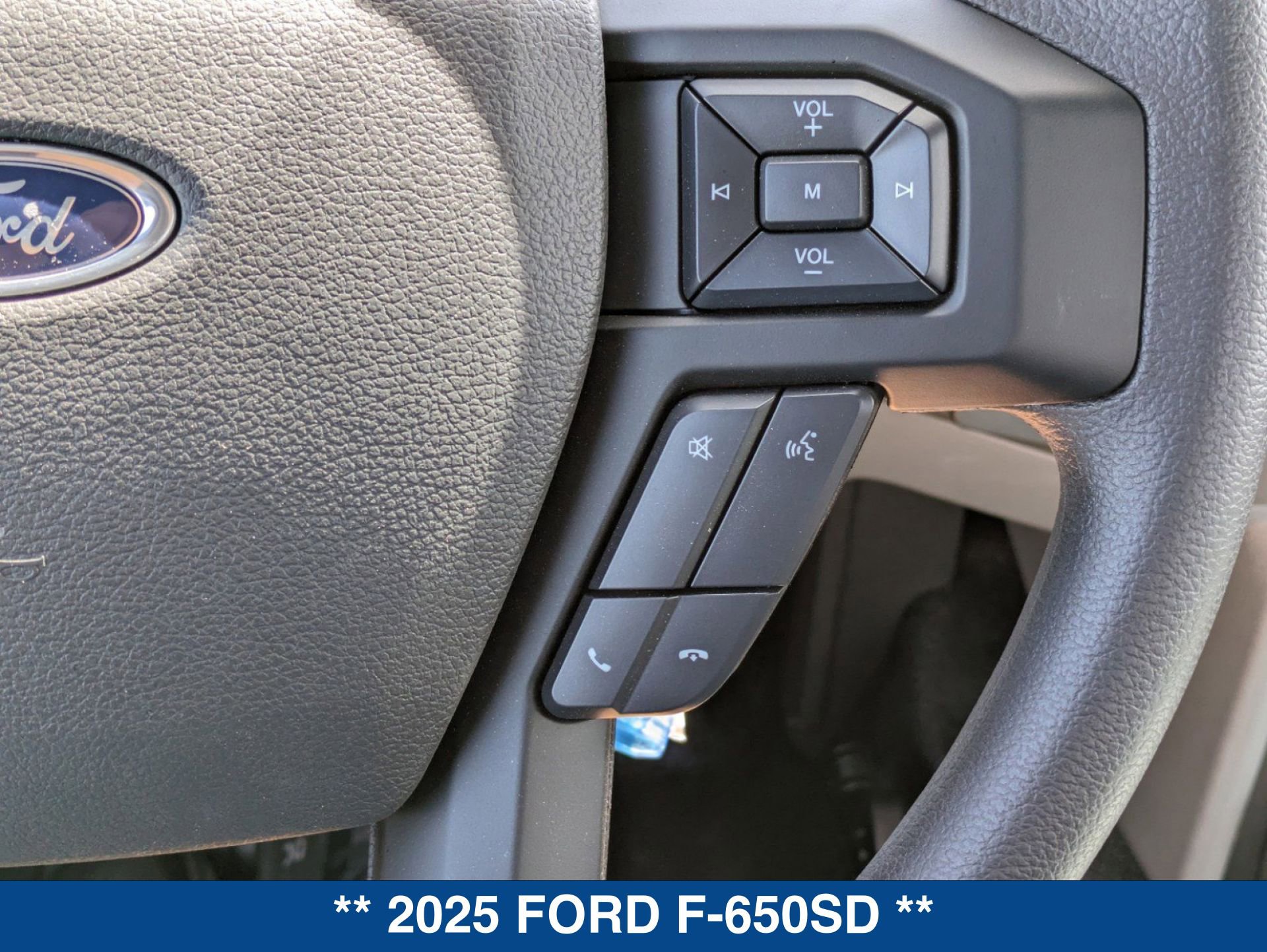 New 2025 Ford F650 2WD Regular Cab Super Duty image 21