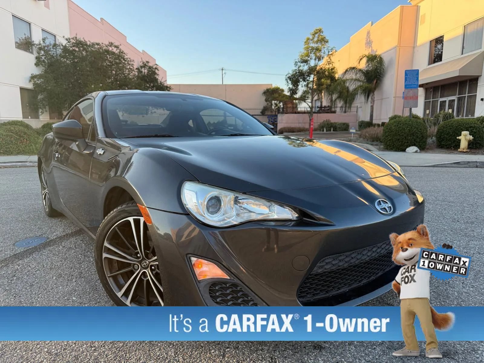 Used 2015 Scion FR-S RWD image 1