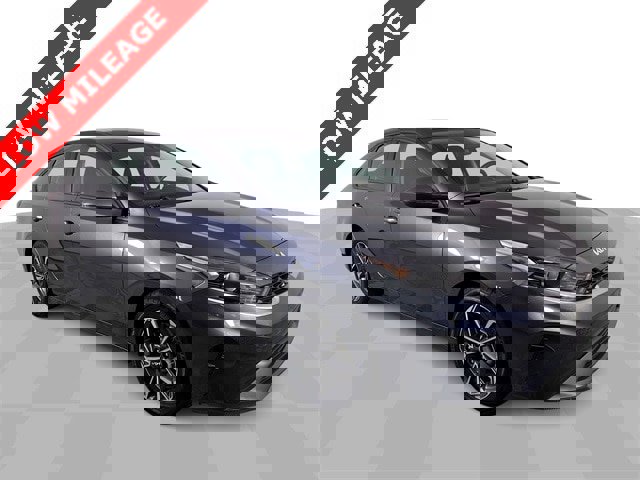 Used 2024 Kia Forte LXS w/ LXS Technology Package video 2