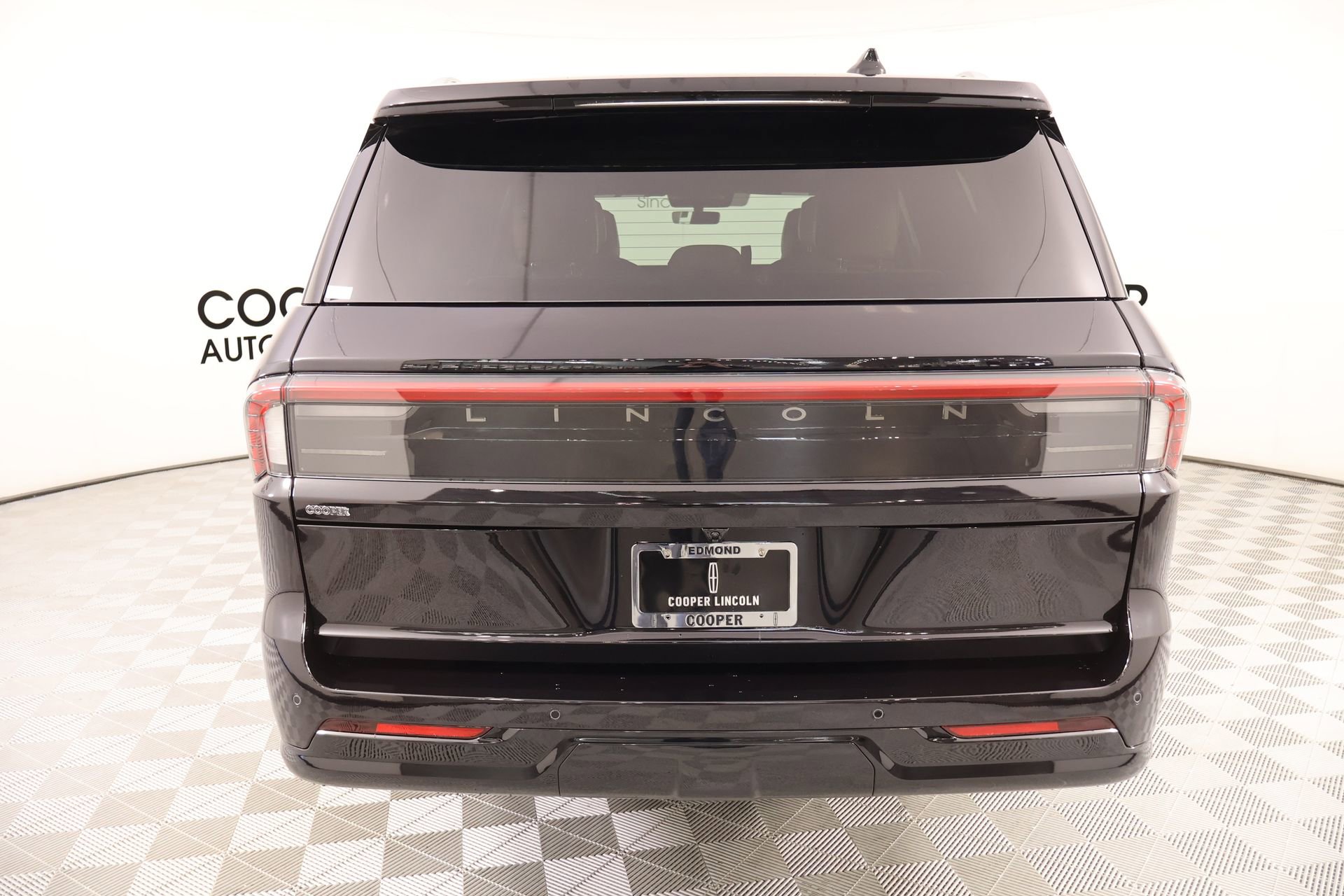 New 2026 Lincoln Navigator L Black Label image 23