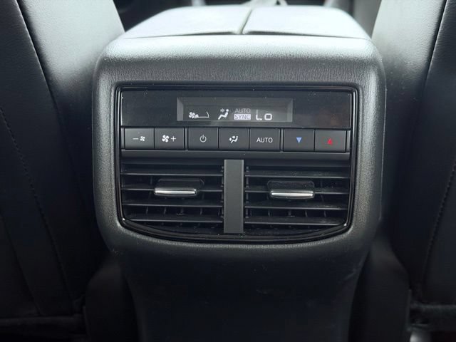 Used 2023 MAZDA CX-9 Touring Plus AWD/4WD image 28