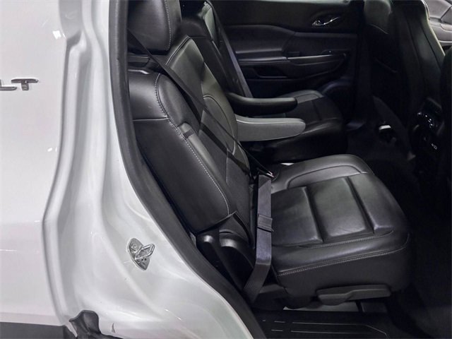 Used 2023 GMC Acadia SLT image 45