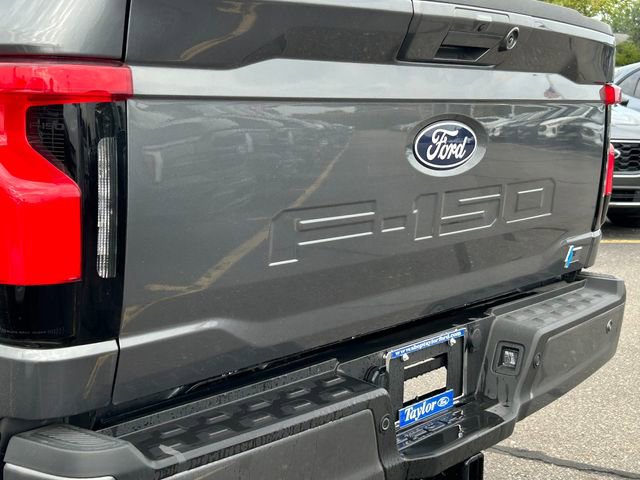 New 2025 Ford F150 Lightning Flash image 7