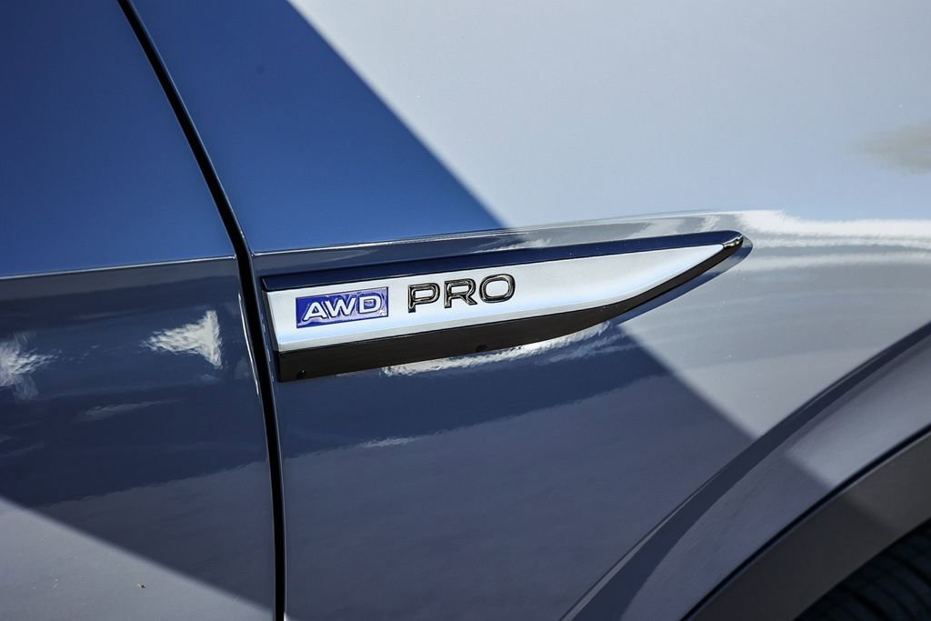New 2026 Volkswagen ID.4 Pro image 13