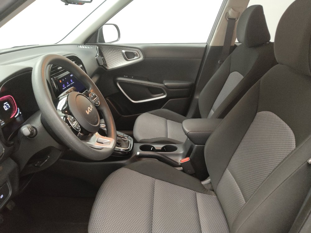 Used 2024 Kia Soul S image 17
