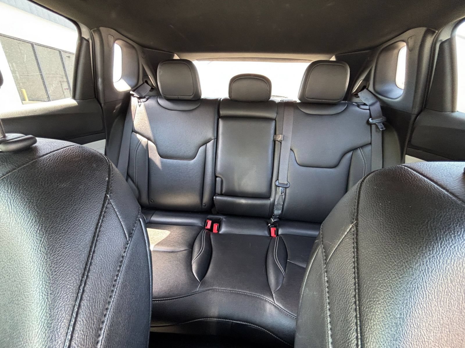 Used 2025 Jeep Compass Limited AWD/4WD image 40
