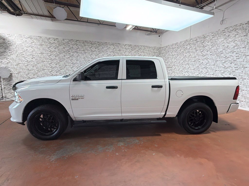 Used 2019 RAM 1500 Express AWD/4WD image 4