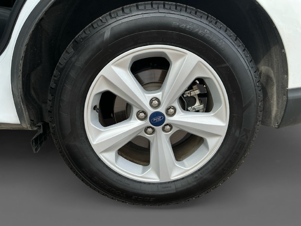 Used 2021 Ford Edge SE FWD image 14