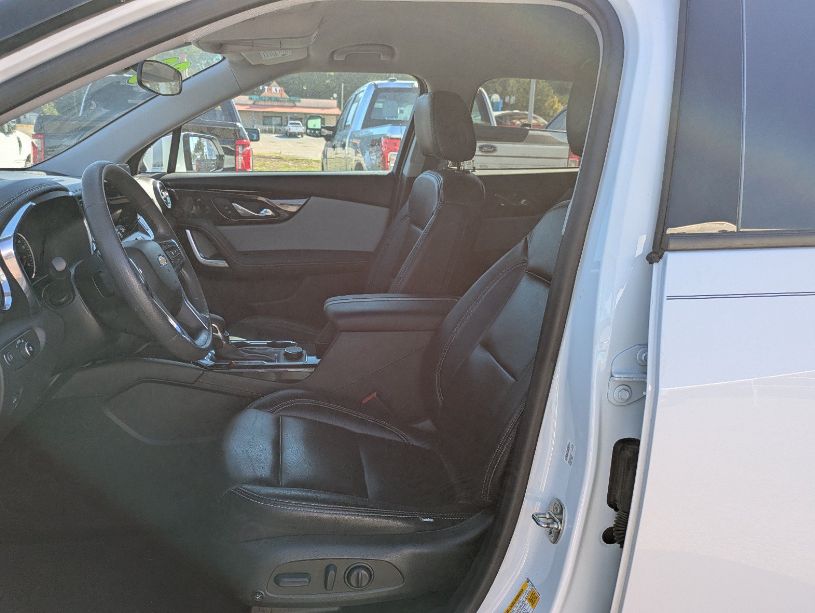 Used 2023 Chevrolet Blazer LT FWD image 10