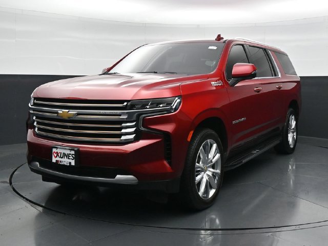 Used 2022 Chevrolet Suburban High Country AWD/4WD image 5