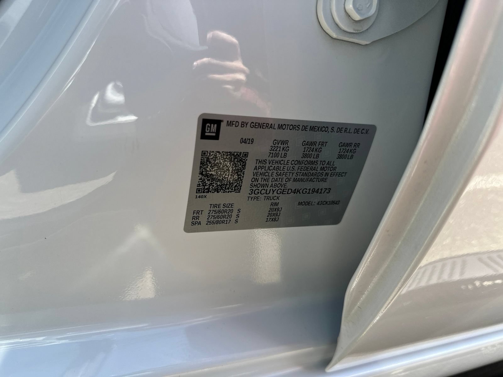 Used 2019 Chevrolet Silverado 1500 LTZ w/ LTZ Premium Package AWD/4WD image 18