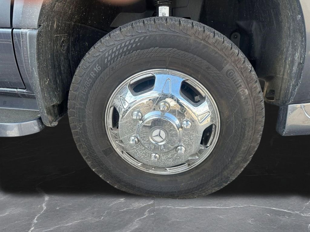 Used 2023 Mercedes-Benz Sprinter 3500 image 31