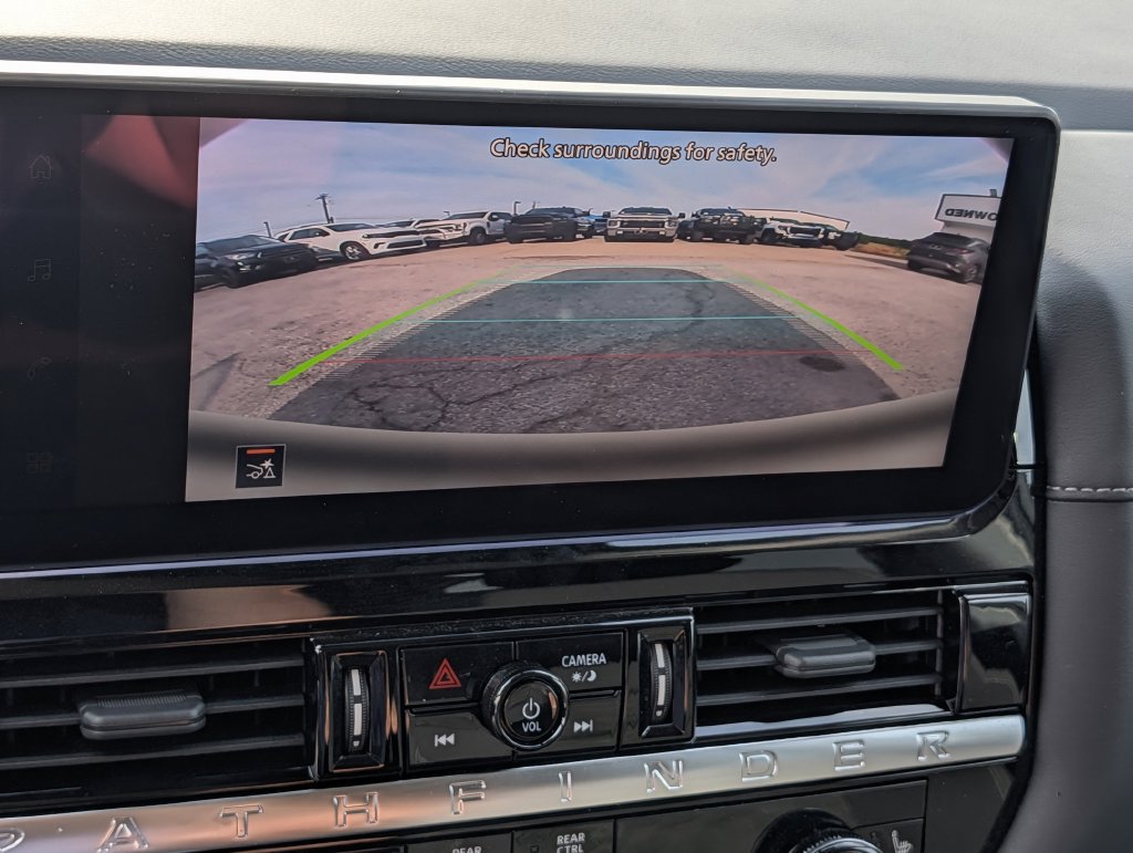 Used 2026 Nissan Pathfinder SV FWD image 19