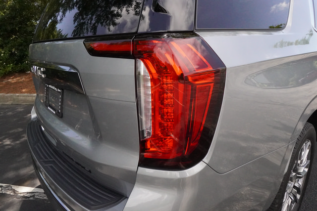 Used 2024 GMC Yukon Denali Ultimate AWD/4WD image 33