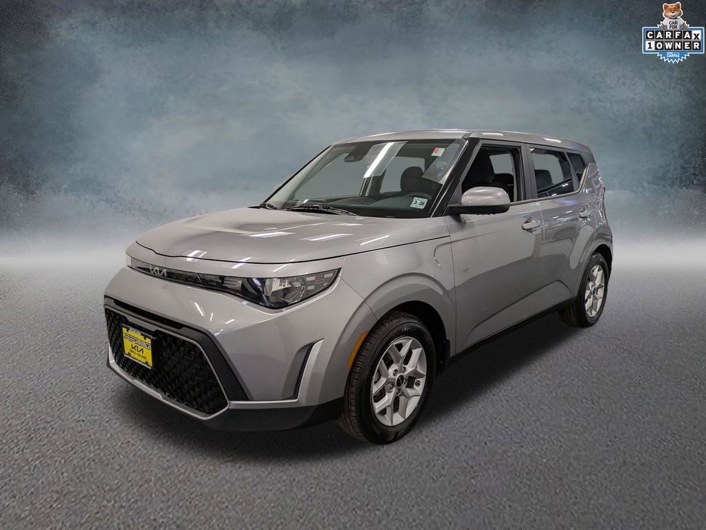 Certified 2023 Kia Soul LX w/ LX Technology Package image 1