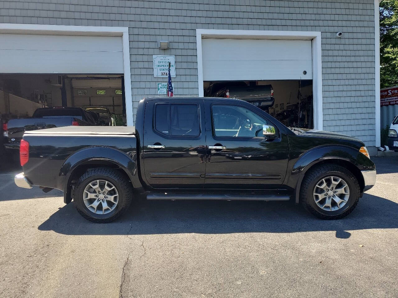 Used 2019 Nissan Frontier SL AWD/4WD image 8
