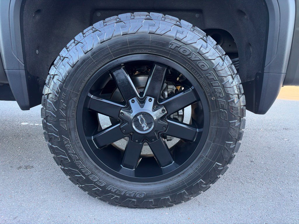 Used 2022 GMC Sierra 2500 AT4 AWD/4WD image 28
