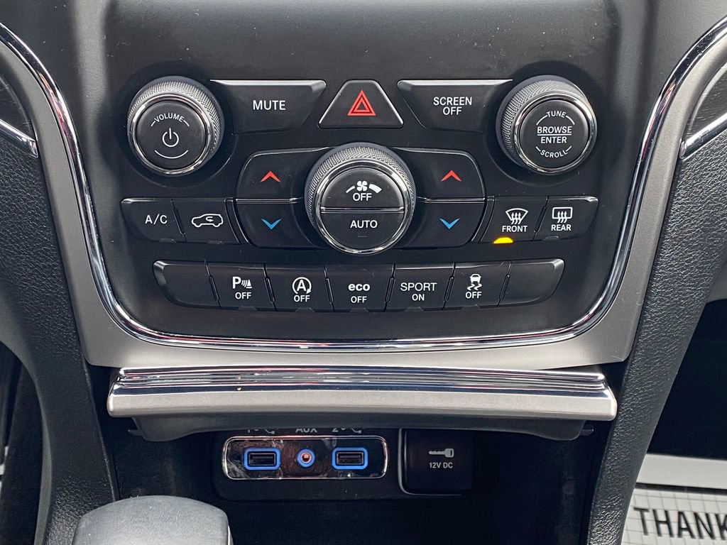 Used 2018 Jeep Grand Cherokee Limited image 25