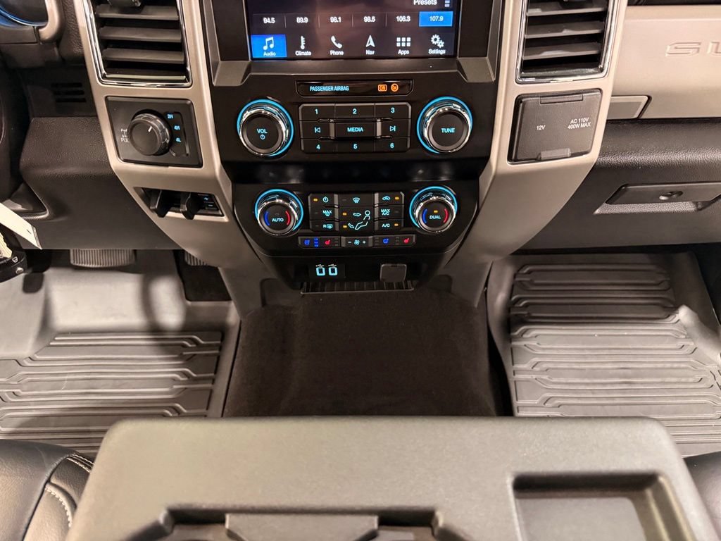 Used 2019 Ford F350 Lariat w/ Lariat Value Package AWD/4WD image 21