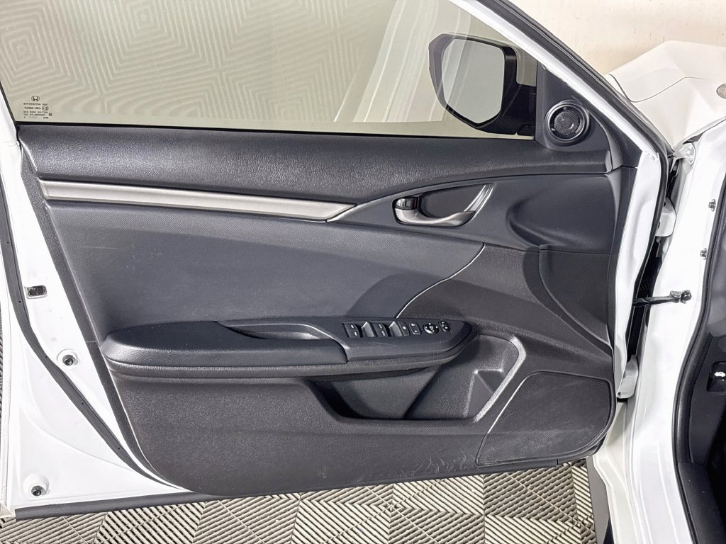 Used 2021 Honda Civic Sport image 10