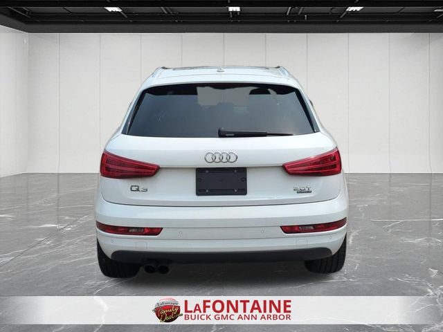Used 2018 Audi Q3 2.0T Premium Plus w/ Premium Plus Package AWD/4WD image 12