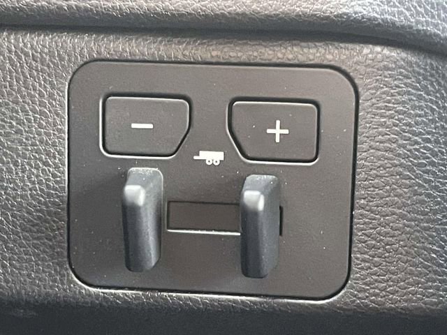 Used 2025 Toyota Tundra SR5 w/ SR5 Premium Package image 24