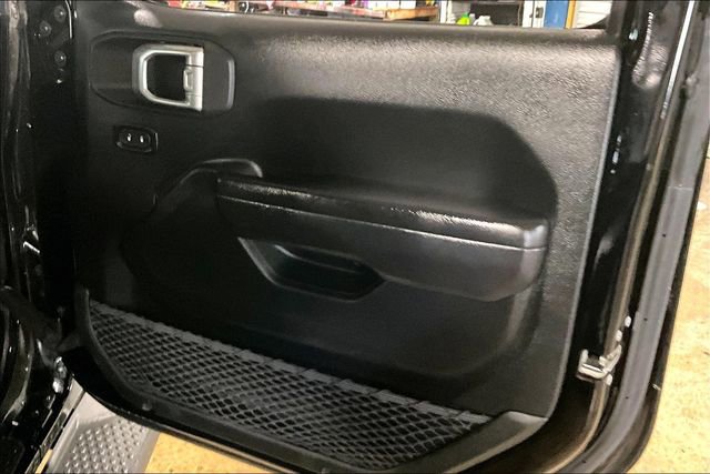 Used 2020 Jeep Wrangler Unlimited Sport S AWD/4WD image 19