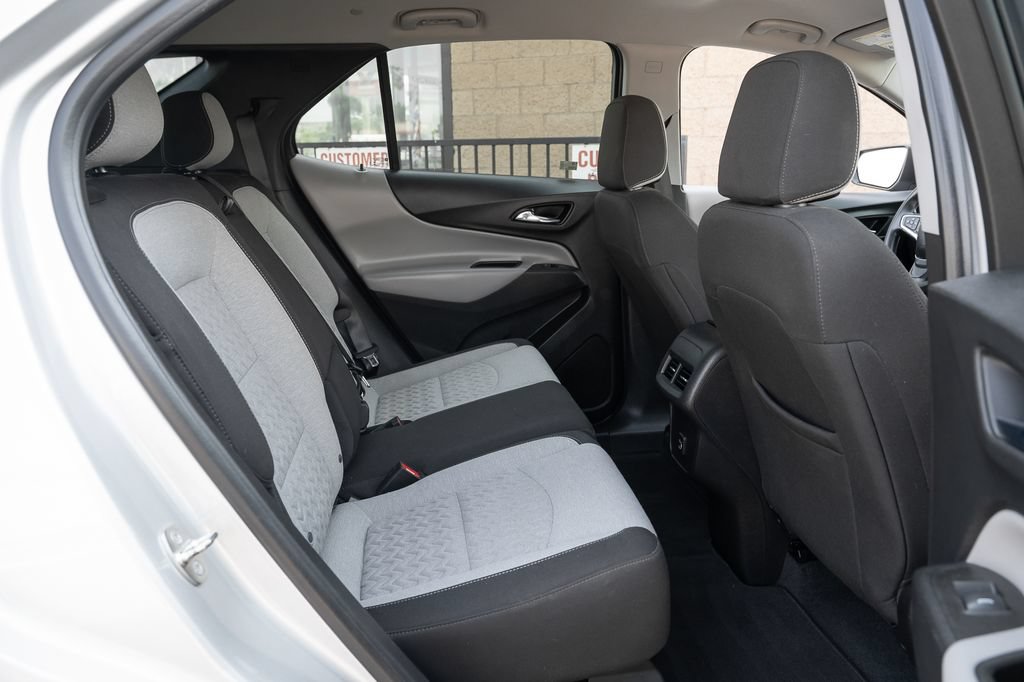 Used 2022 Chevrolet Equinox LS AWD/4WD image 39