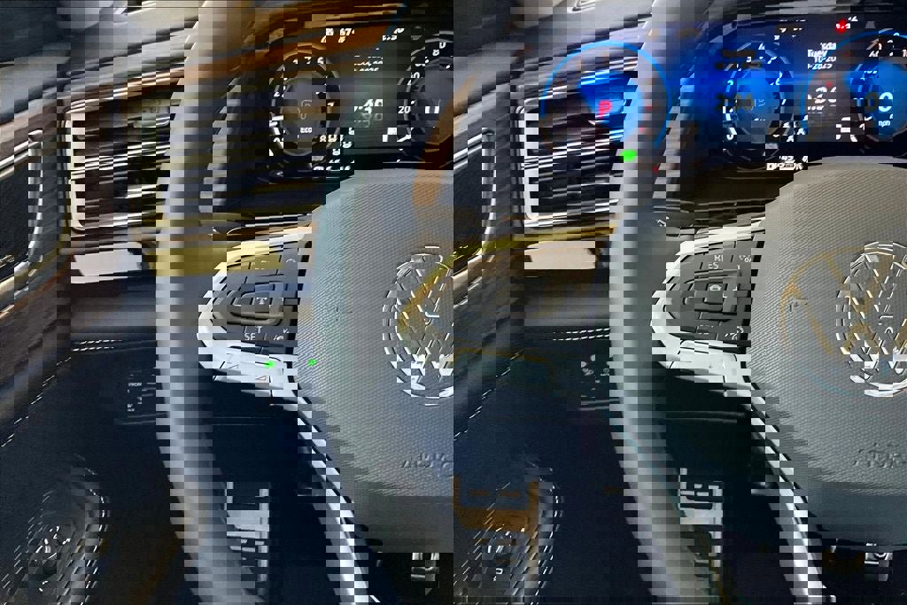 New 2026 Volkswagen Atlas SEL Premium R-Line image 22