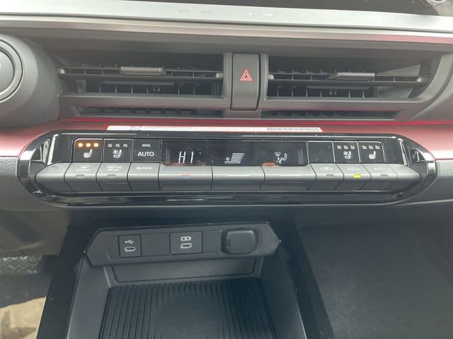 New 2026 Toyota Prius Plug-In Hybrid image 11