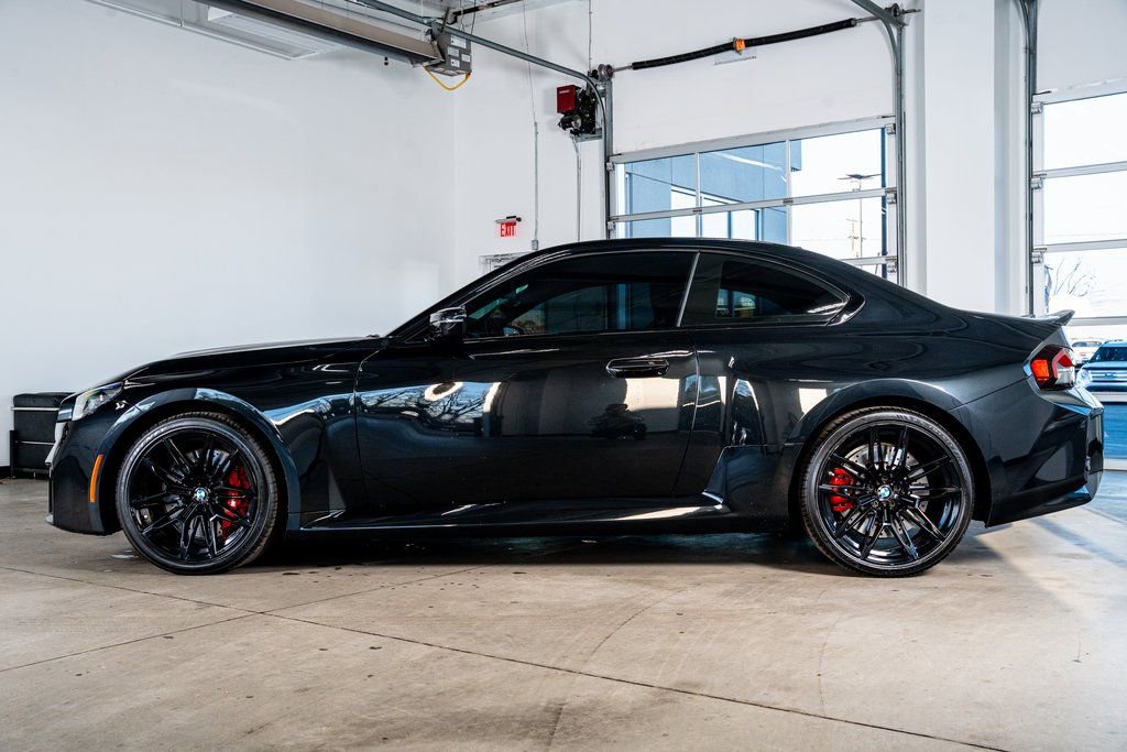 Used 2023 BMW M2 w/ Lighting Package image 8