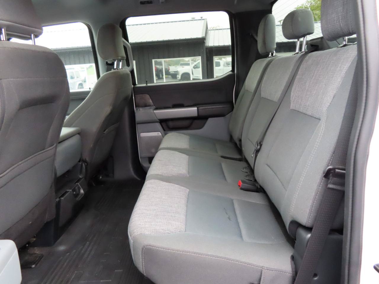 Used 2025 Ford F250 XLT w/ Black Appearance Package AWD/4WD image 29