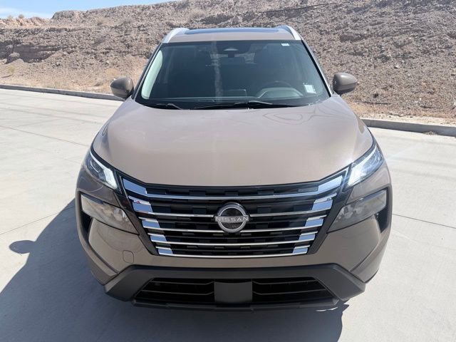 Certified 2024 Nissan Rogue SV w/ SV Premium Package FWD image 2