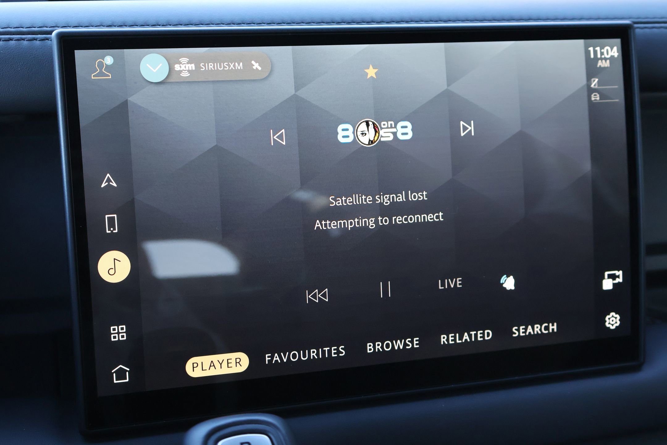 Used 2025 Land Rover Defender 110 S image 17