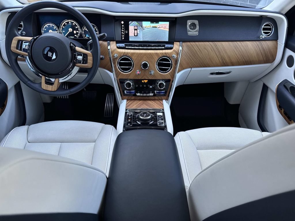 Used 2021 Rolls-Royce Cullinan AWD/4WD image 15