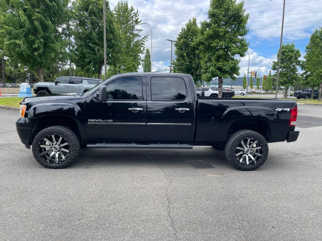 Used 2013 GMC Sierra 2500 Denali AWD/4WD image 2