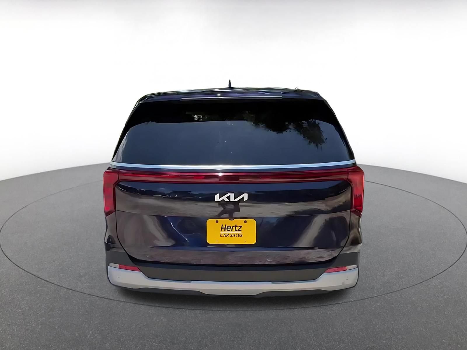 Used 2026 Kia Carnival FWD image 13