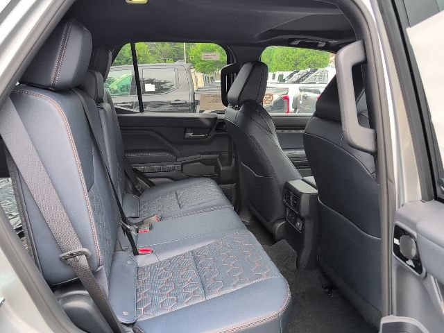 New 2026 Toyota 4Runner Platinum AWD/4WD image 36