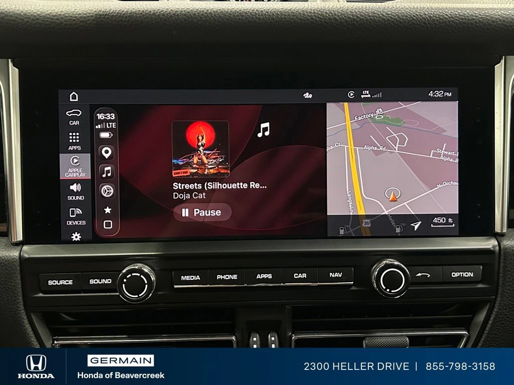 Used 2020 Porsche Macan AWD/4WD image 22