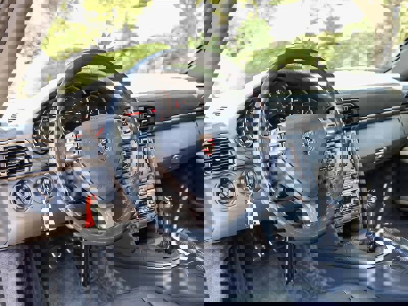 Used 2005 Porsche 911 Carrera image 40